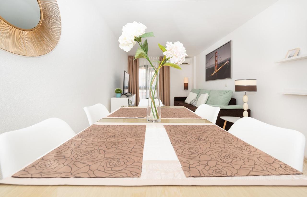 Miranda Premium Center Apartment มาลากา ภายนอก รูปภาพ