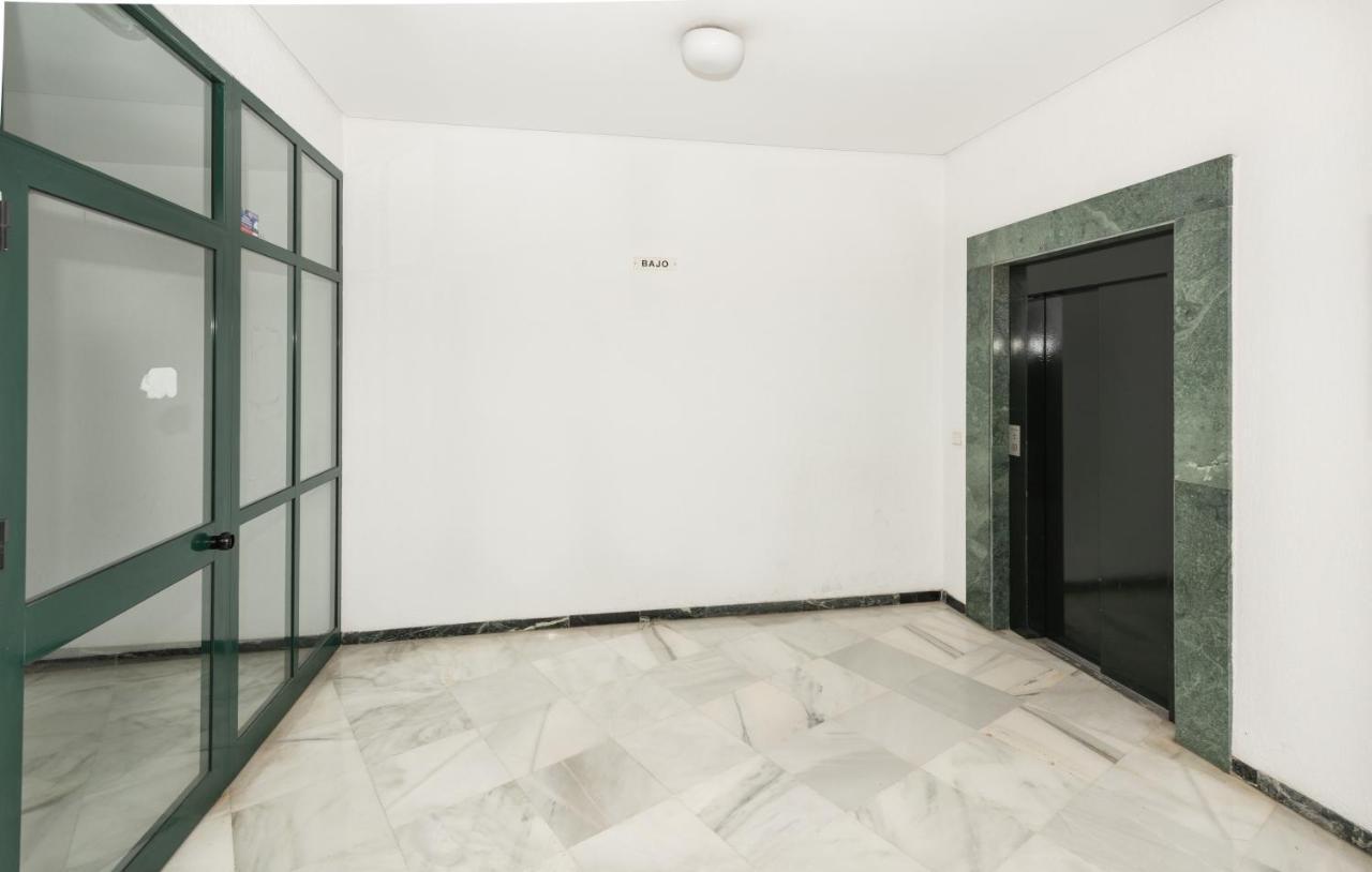 Miranda Premium Center Apartment มาลากา ภายนอก รูปภาพ